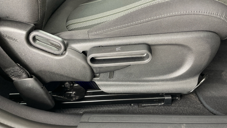 MINI Clubman 1.5 Cooper Shadow Edition 6dr Petrol Estate